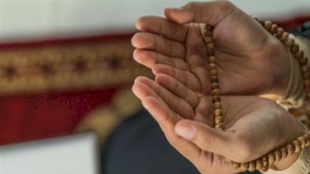 دعاء اليوم 4 من شعبان لمن ضاق عليه الحال