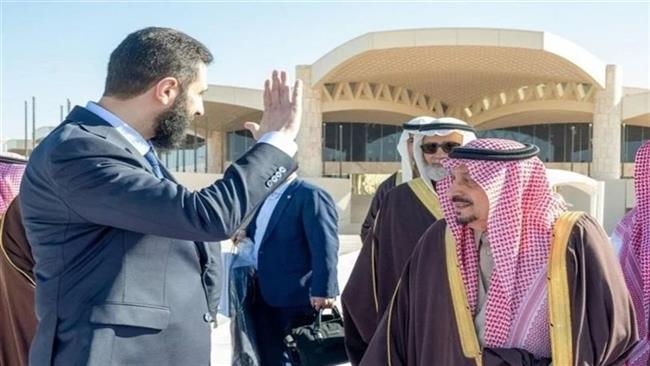 فى أول محطة خارجية له.. الشرع يغادر السعودية