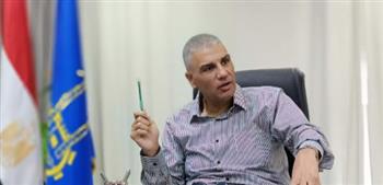  محافظ أسوان يوجه بتكثيف أعمال النظافة العامة وإنارة الشوارع والتشجير