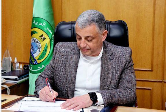 محافظ الإسماعيلية يعتمد نتيجة الشهادة الإعدادية بنسبة نجاح 82.81%