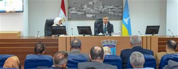   محافظ الإسكندرية يبحث مع مستأجري الشواطئ خطة الاستعدادات لصيف 2025