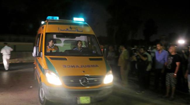 مصرع شخص وإصابة 7 آخرين في حادث تصادم بالصف