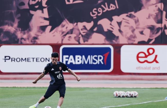 أشرف بن شرقي يبدأ برنامج التأهيل مع الأهلي