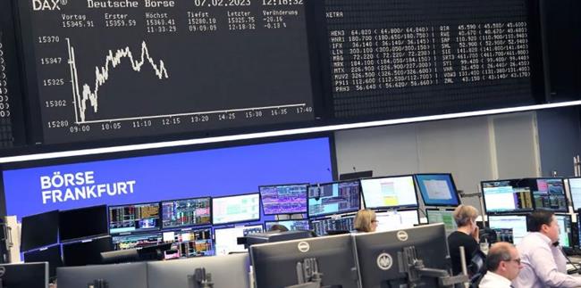 مؤشرات الأسهم الأوروبية تغلق على انخفاض