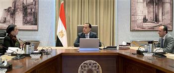   رئيس الوزراء يتابع مع وزيرة البيئة عددا من ملفات العمل