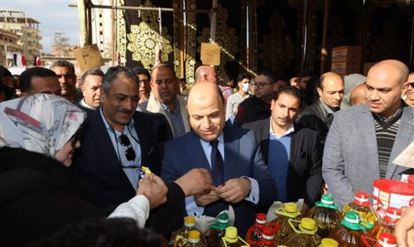 محافظ كفر الشيخ يتفقد معرض "أهلا رمضان" بالرياض