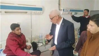   محافظ شمال سيناء يزور الجرحى الفلسطينيين في مستشفي بئر العبد 