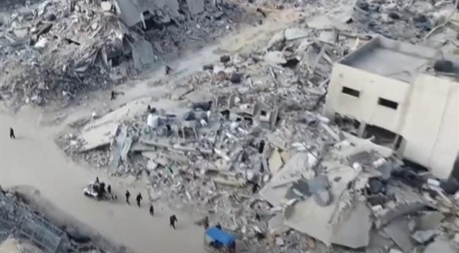 باحث سياسي: قطاع غزة يواجه كارثة إنسانية وإعادة الإعمار أولوية
