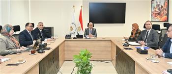   وزير الري يتابع إزالة التعديات على مجرى نهر النيل