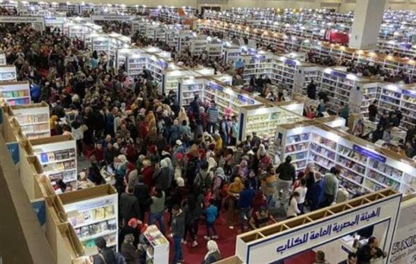 معرض الكتاب يحقق أرقاماً قياسية ومشاركات عربية متميزة
