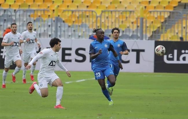 الدوري المصري .. بيراميدز يخطف الصدارة من جديد بعد الفوز على سموحه