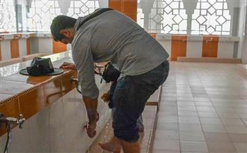   هل ثواب الوضوء بالماء البارد في الشتاء أكبر من الماء الساخن؟