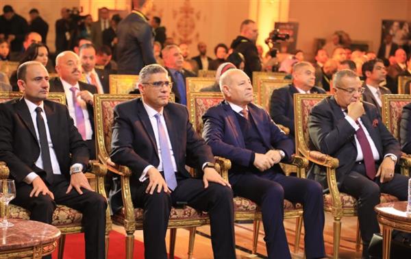 محافظ القاهرة يشهد فعاليات الدورة الحادية عشرة لـ مؤتمر أخبار اليوم الاقتصادي