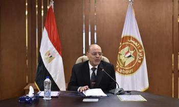   وزير العمل يعلن عن 800 فرصة عمل بالمغرب بمرتب 1000 دولار شهرياً