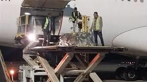 وزير الطيران المدني يوجّه بتقديم كافة التسهيلات لاستقبال جثمان الأمير كريم أغاخان