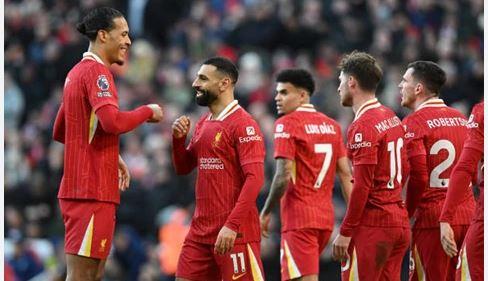 فوتبول إنسايدر: ليفربول مازال بعيد عن التواصل لإتفاق بشأن تجديد ثلاثي الفريق