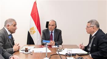   وزير الري: متابعة مشروع تأهيل وإحلال المنشآت المائية