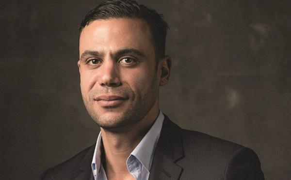 محمد إمام يهني الجماهير بقدوم شهر رمضان