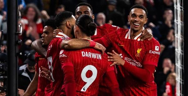 تقارير: ليفربول يخطط للتعاقد مع مدافع وظهير أيمن جديدين