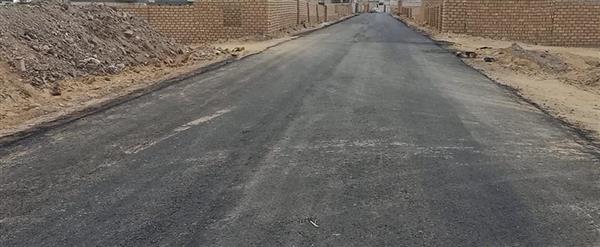 محافظ الجيزة: رصف وتطوير طرق حيوية بمركز الواحات البحرية
