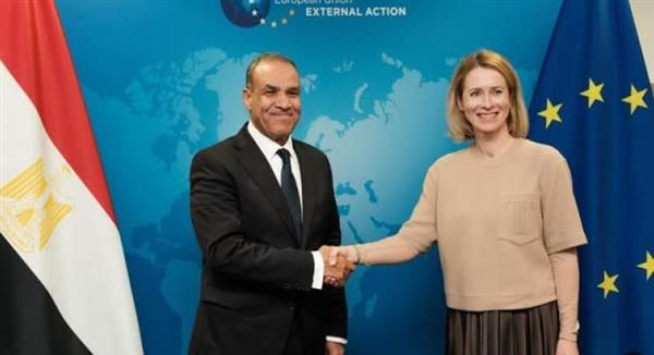وزير الخارجية يناقش مستجدات الأوضاع الإقليمية مع ممثلة الشؤون الخارجية للاتحاد الأوروبي