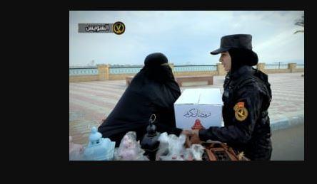 الأمن المركزى يوزع عبوات غذائية "بالمجان" على الأسر الأكثر احتياجاً بعدد من المحافظات