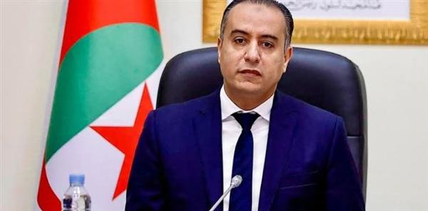 وزير الرياضة الجزائري يصل القاهرة لحضور الجمعية العمومية غير العادية للكاف