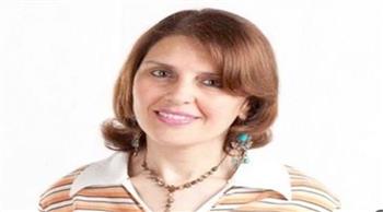   الناقدة فايزة هنداوي: العديد من المسلسلات الدرامية تمط الأحداث دون فائدة 