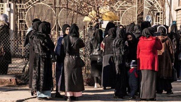المملكة المتحدة تدين حظر طالبان لتعليم الفتيات في أفغانستان
