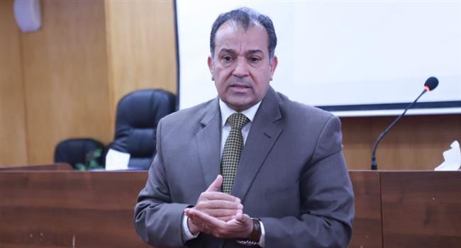 " عكاوي" يناقش اطلاق تطبيق " اطلب عناية أو حضانة " بجنوب الوادي 
