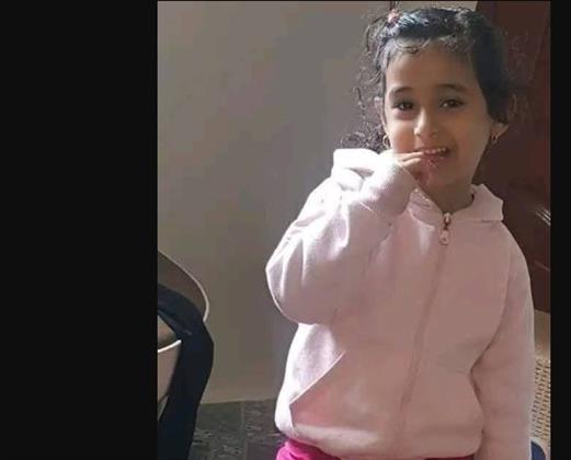 مباحث البحيرة تكثف جهودها لكشف لغز العثور على جثة طفلة داخل شيكارة بمنزلها 