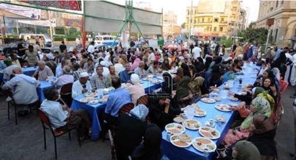 "معلومات الوزراء": 89% من المصريين يركزون على الأعمال الخيرية خلال شهر رمضان