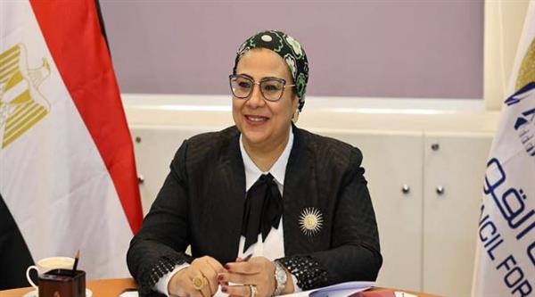المستشارة أمل عمار تبحث تعزيز التعاون مع وزيرة المرأة الماليزية