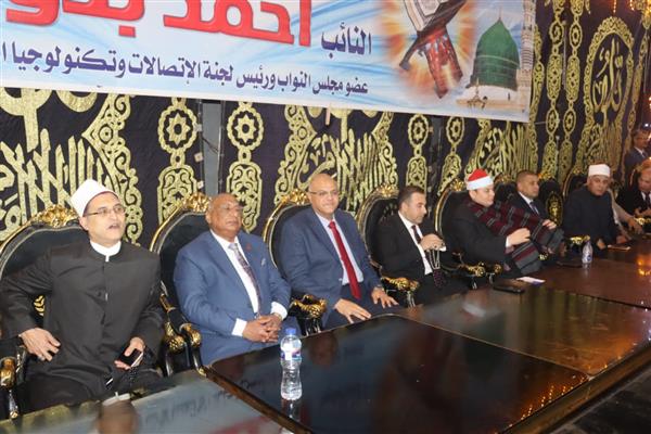 محافظ القليوبية يكرم  500  حافظا للقرآن الكريم بطوخ