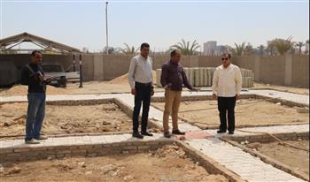   رئيس جامعة جنوب الوادي يتابع العمل بمجمع الطلاب بالجامعة