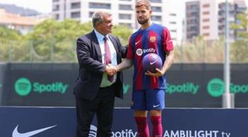   برشلونة يعلن تمديد عقد إينيجو مارتينيز حتى صيف 2026