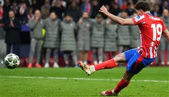   نجم أتليتكو مدريد: الخروج من دوري الأبطال مؤلم