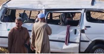   بسبب السرعة الزائدة.. إصابة 11 شخصاً إثر انقلاب ميكروباص على صحراوي المنيا 