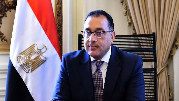 رئيس الوزراء يبدأ جولة تفقدية بعدد من المشروعات التنموية بالعاشر من رمضان