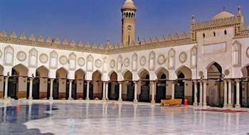   الجامع الأزهر يقيم التراويح السادسة عشر  برواية حفص عن عاصم وسط توافد آلاف المصلين