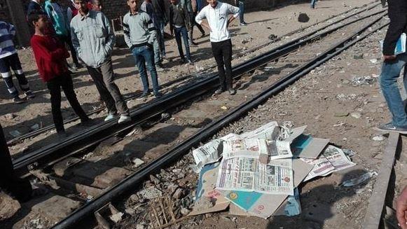 أثناء عبورها شريط السكة الحديد.. مصرع ربة منزل فى حادث قطار بسوهاج