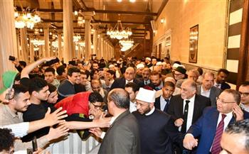  وزير الأوقاف يشهد احتفال وزارة الأوقاف بذكرى يوم بدر بمسجد الإمام الحسين 
