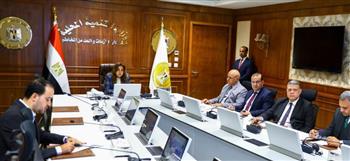   وزيرة التنمية المحلية تتابع سير العمل في المراكز التكنولوجية بالمحافظات