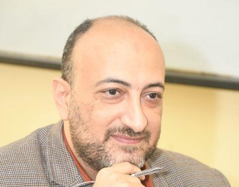 "إش إش" وإهانة المرأة المصرية