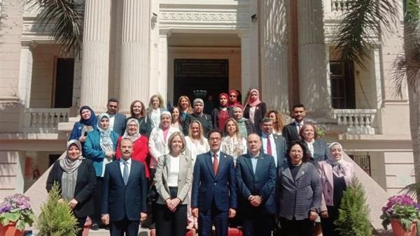 رئيس جامعة بنها يستقبل سفيرة النرويج بالقاهرة