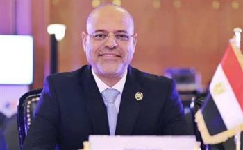  وزير العمل يعلن عن فتح باب التقديم على فرص عمل في المجالات الهندسية والفنية بشركة سعودية