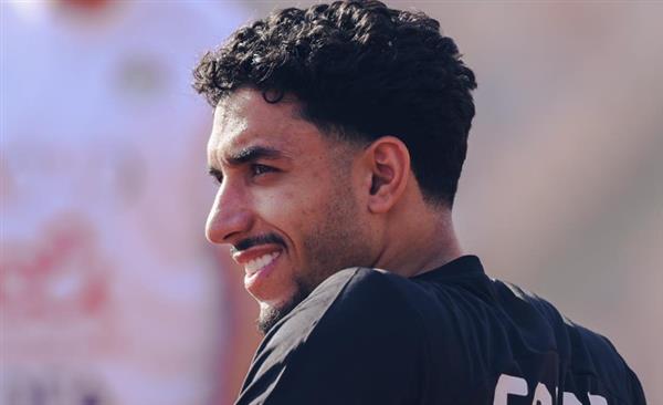 بعثة منتخب مصر تتوجه إلى مطار القاهرة استعدادا للسفر إلى المغرب