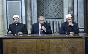  رمضان الصاوي: العلم والعقل لا يتسغنيان عن بعضهما فكلاهما مكمل للآخر