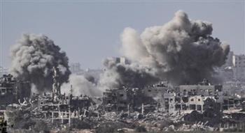   سياسي فلسطيني: أمريكا وإسرائيل حولتا غزة إلى حقل تجارب للأسلحة المدمرة