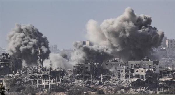 سياسي فلسطيني: أمريكا وإسرائيل حولتا غزة إلى حقل تجارب للأسلحة المدمرة